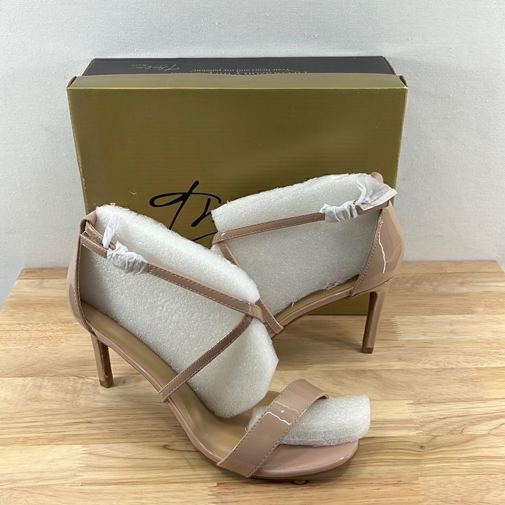 Thalia Sodi Darria Strappy Sandals- Nude- Size 11- NIB